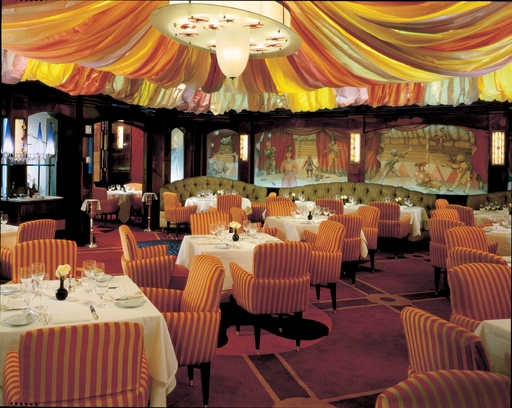 Le Cirque - intimate setting with exquisite French cusine
